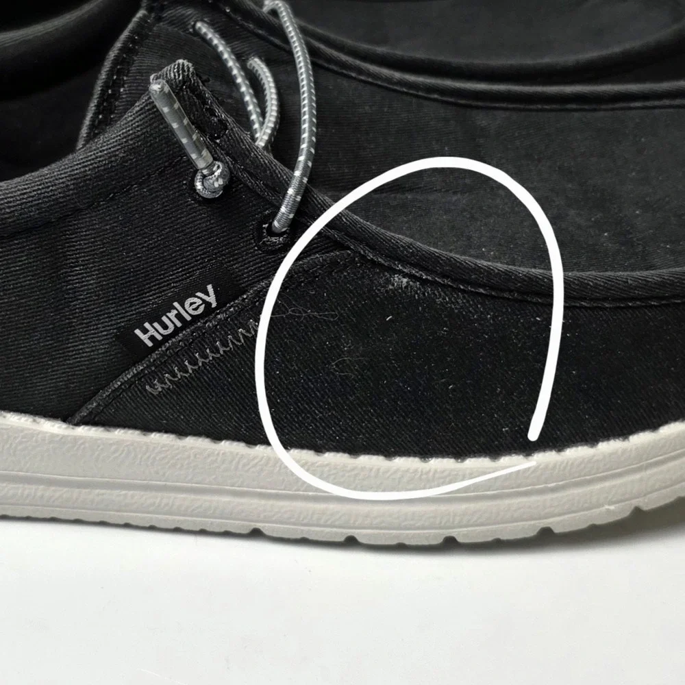 New In Box Hurley Men's Size 10 Style Laguna Black Casual Shoe Small Scuff #0461